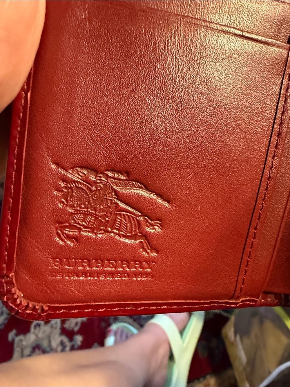 Beautiful Vintage Burberry Wallet - Picture 13 of 13